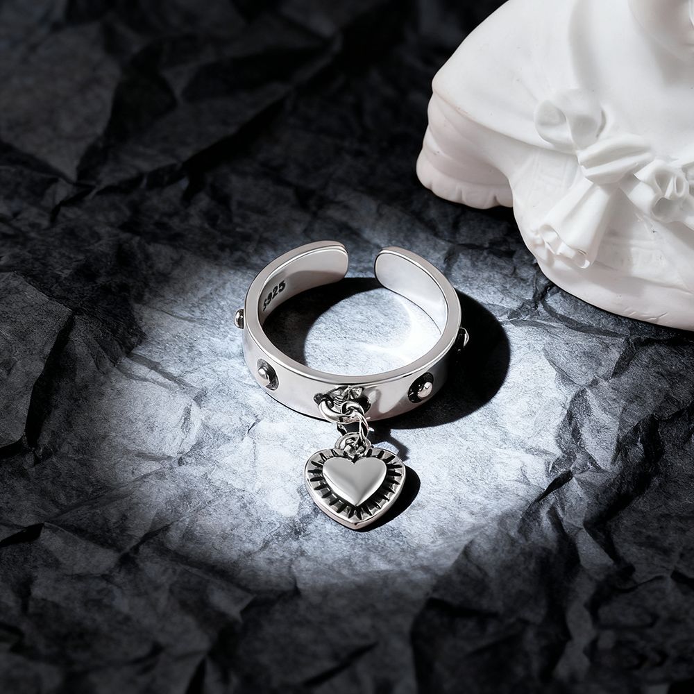 เงินแท้ 925 รูปหัวใจ ​ แหวนปรั - Chrome Hearts Ring บทวิจารณ์และราคา