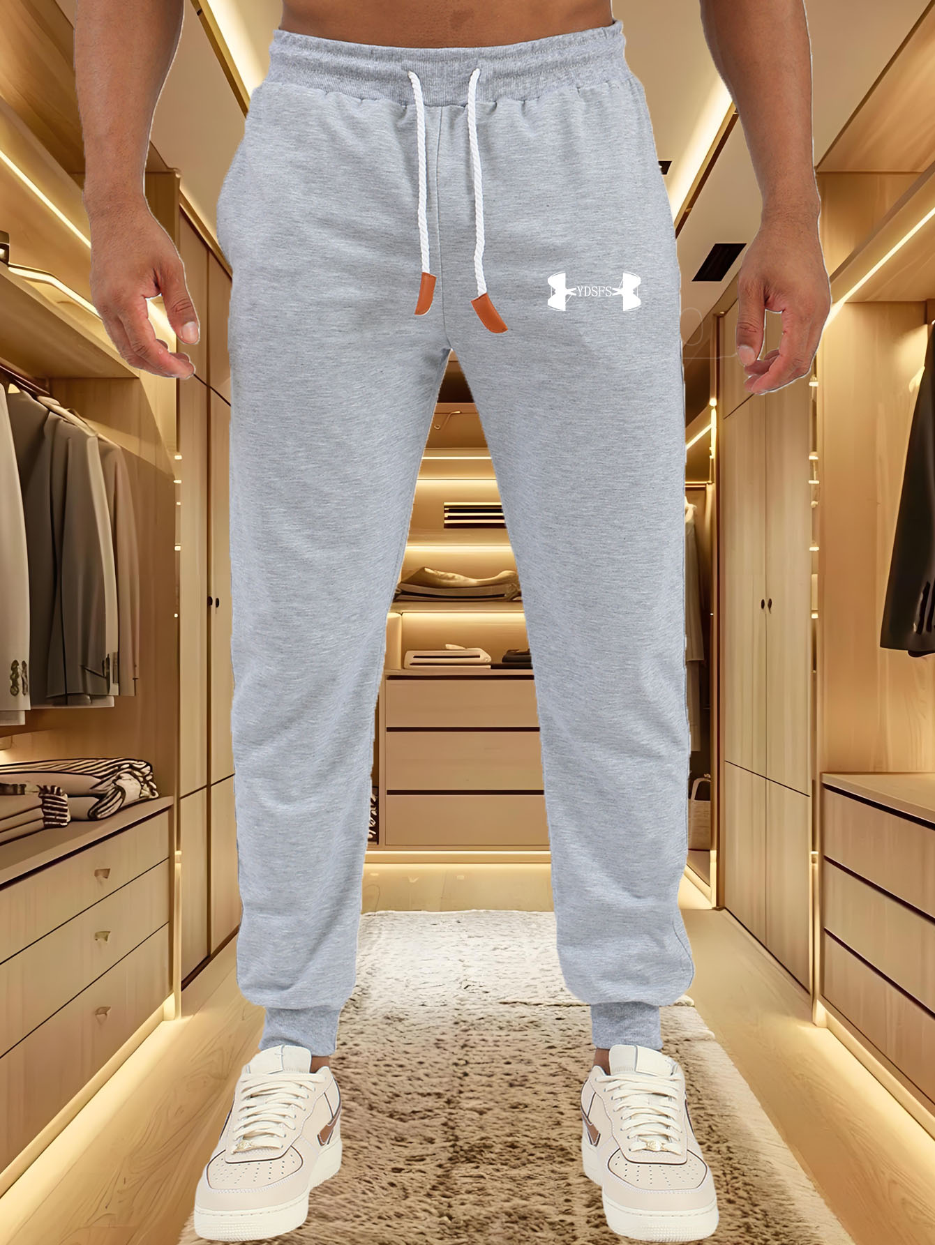 กางเกงจ็อกเกอร์ผู้ชาย แบรนด์กี - Streetwear Brand With A Logo บทวิจารณ์และราคา