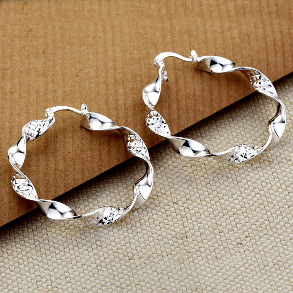 ต่างหูเงินแท้ 925 รูปหัวใจสุดฮ - Chrome Hearts Ring บทวิจารณ์และราคา